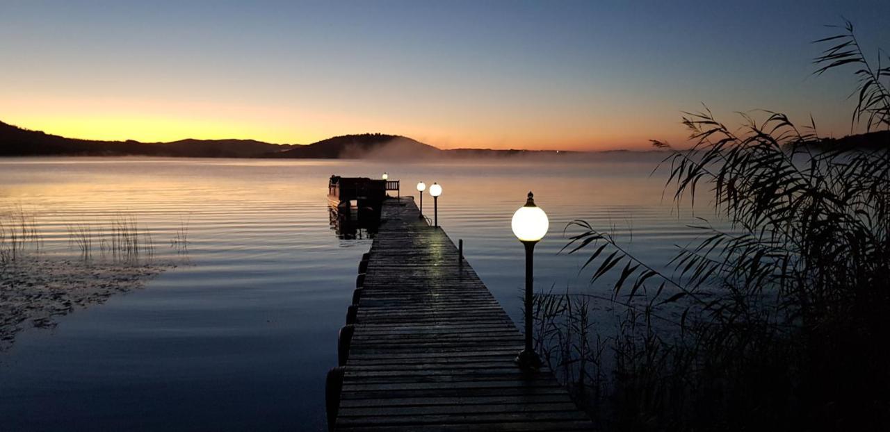 Kairos On The Lake, Swartvlei Lake, Sedgfield, Garden Route 세지필드 외부 사진